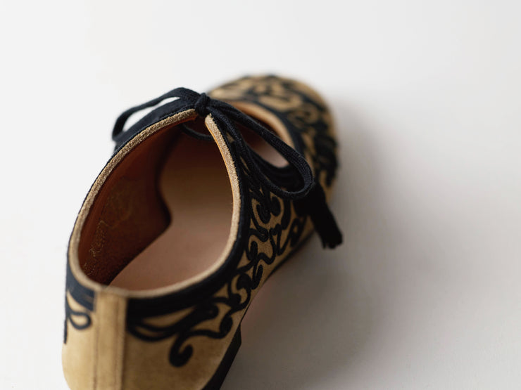 STYLE. A0090 EMARUIRA