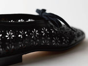 STYLE. A0094 CUT PUMPS