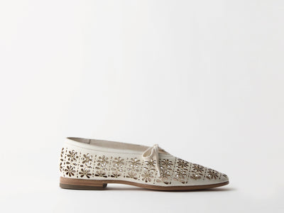 STYLE. A0094 CUT PUMPS