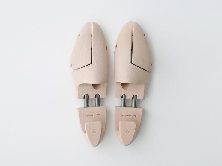 STYLE. SHOE TREES